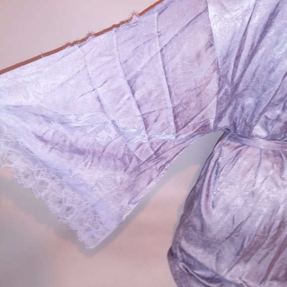 Victoria Secret Sleepwear Lingerie Robe Kimono Floral Blue Lace Trim Luxe Collec - Picture 9 of 12